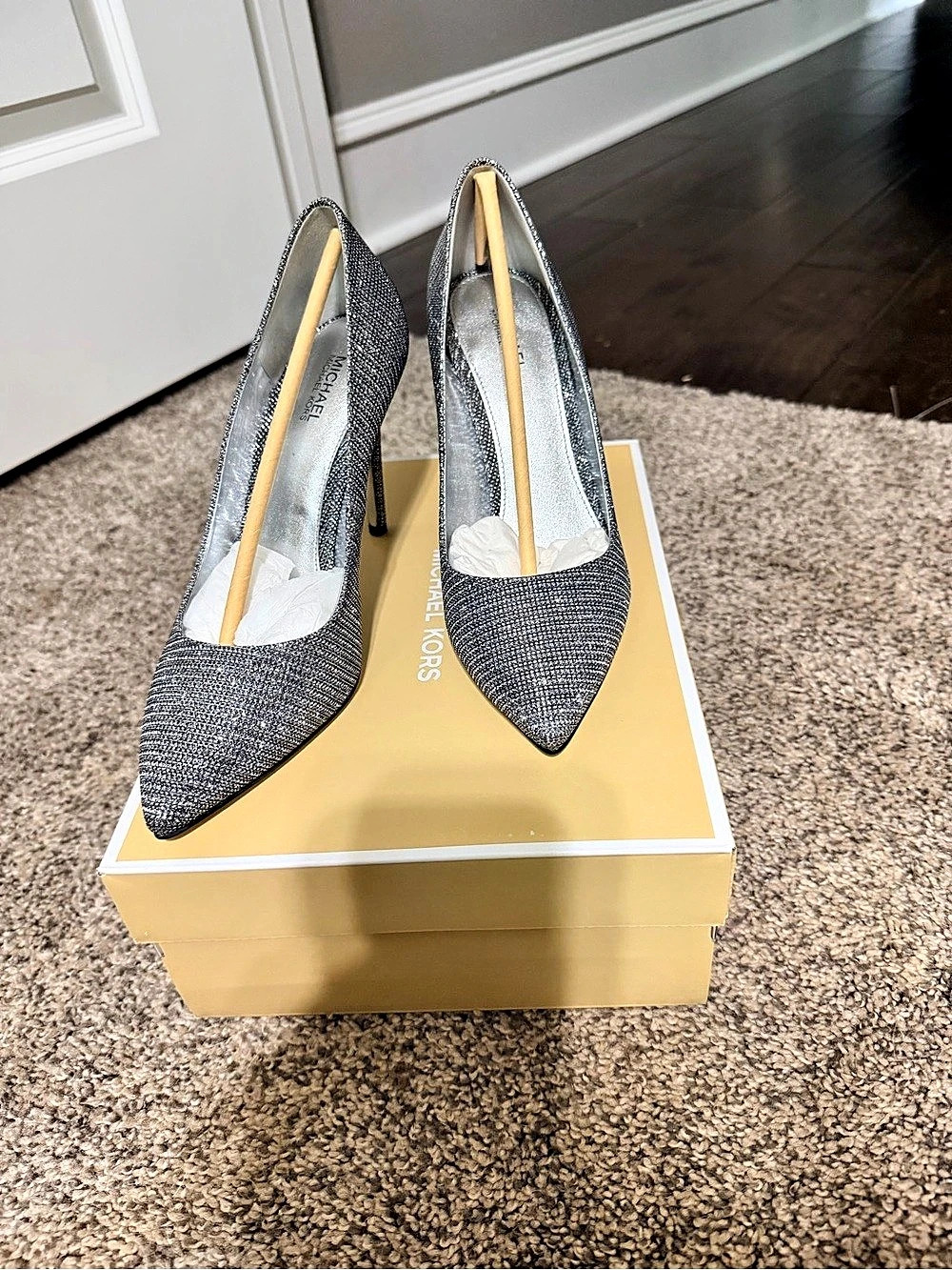 Michael Kors Dorothy Flex Embellished Glitter Chain Mesh Pump Gray
